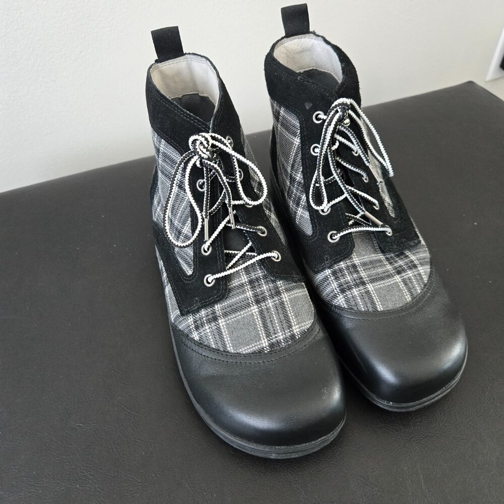 ALEGRIA KYLIE ANKLE BOOTS  SIZE 10.5 11 EU 41